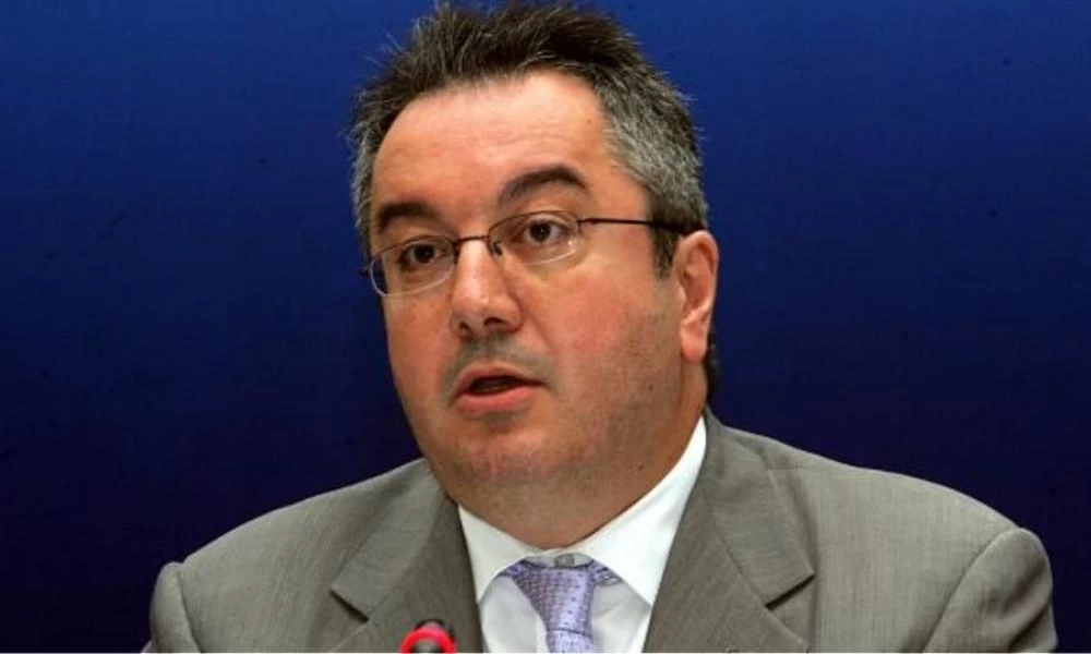 Μόσιαλος: "Μηδαμινός ο κίνδυνος αναφυλαξίας από τα mRNA εμβόλια"